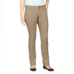 Juniors' Classic 5 Pocket Skinny Pant